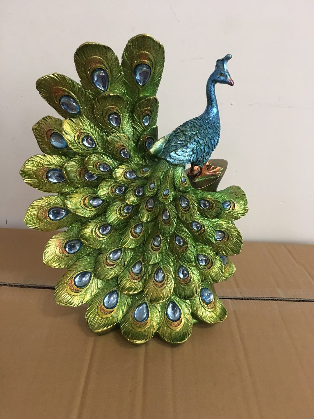 Polyresin Peacock